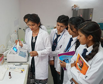 Best GNM nursing college in Dehradun